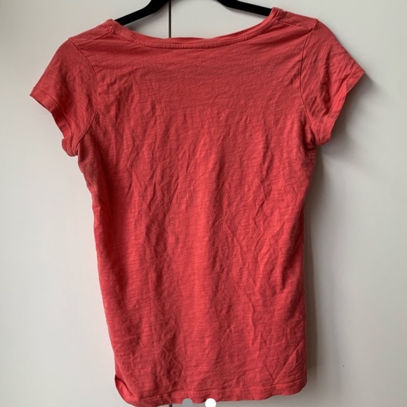 T-Shirt - Picture 2 of 2